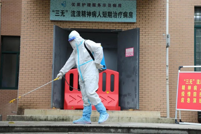 防控与实战并重,医院与社区联动,把“三无”流浪精神病人疫情防控工作做深做实——市第九医院开展疫情防控演练纪实